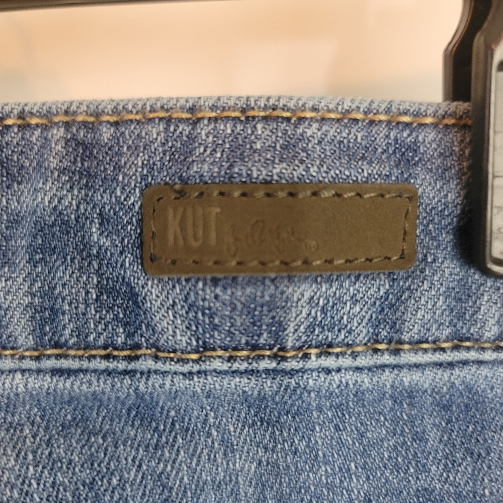 Kut from the Kloth Distress Jeans - Picture 4 of 7